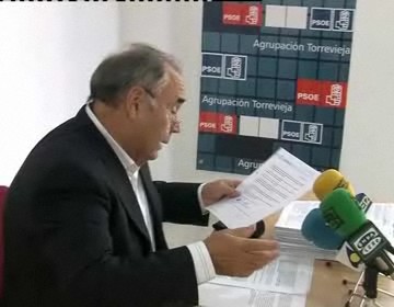 Imagen de El concejal socialista torrevejense Domingo Perez en la candidatura al Senado por Alicante