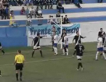 Imagen de Nueva victoria del Torrevieja Club de Futbol ante el Sporting Club Requena por 3-1