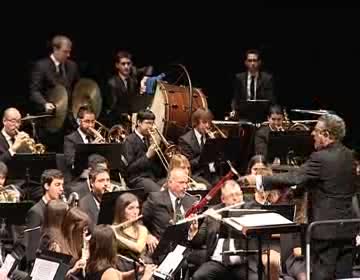 Imagen de La UMT interpretó su tradicional Concierto Extraordinario de Navidad en el tetaro Municipal.