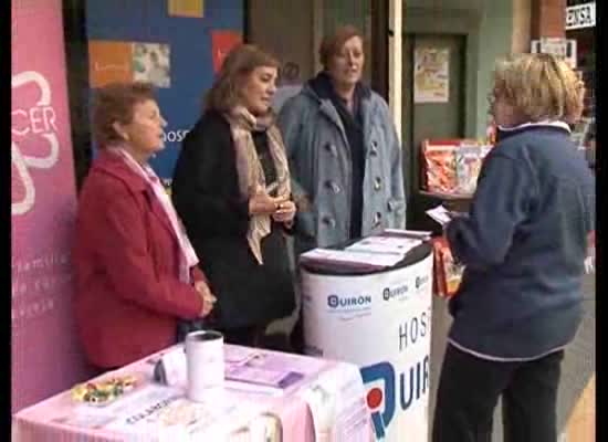 Imagen de Torrevieja se suma a las conmemoraciones del Día Mundial contra el Cáncer