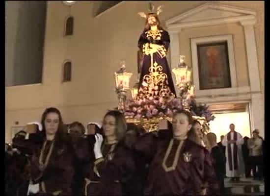 Imagen de Las costaleras hicieron bailar el trono de Nuestro Padre Jesús de la Sentencia en La Mata