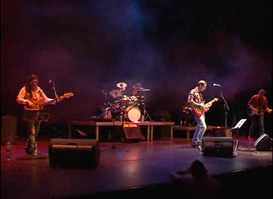 Imagen de El Teatro Municipal rinde tributo a la banda Dire Straits