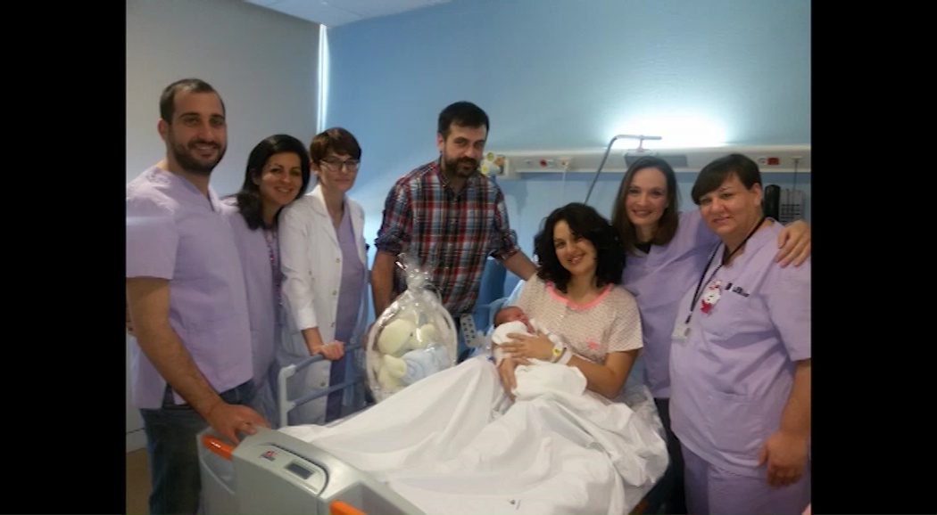 Imagen de El Hospital Universitario de Torrevieja recibe al primer bebé del año