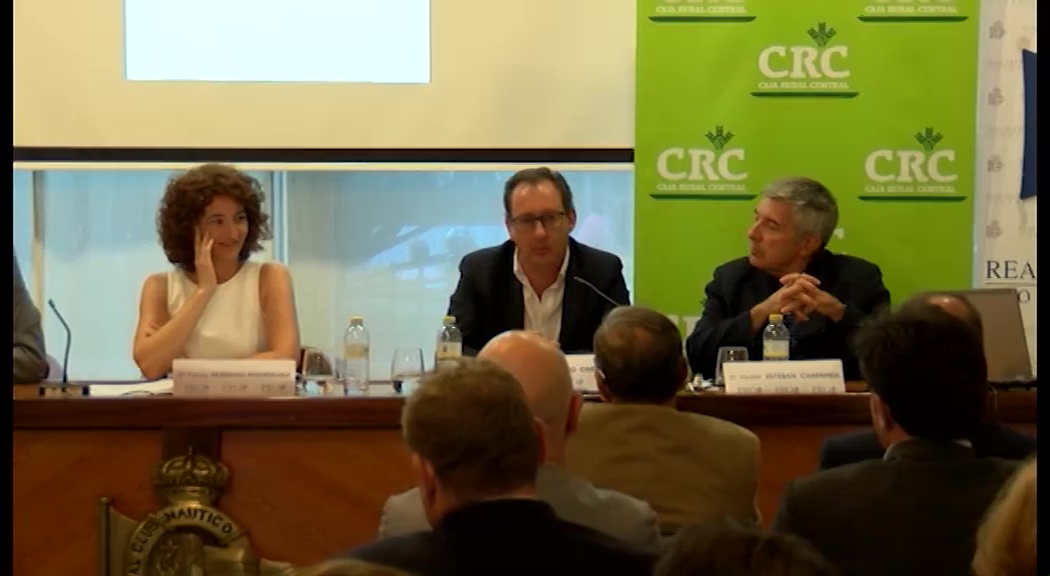 Imagen de El RCNT acoge un foro debate sobre puerto-ciudad