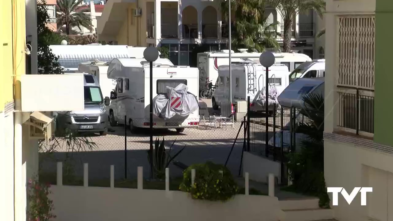 Imagen de El ayuntamiento pondrá en manos de fiscalía el aparcamiento de autocaravanas de Mar Azul