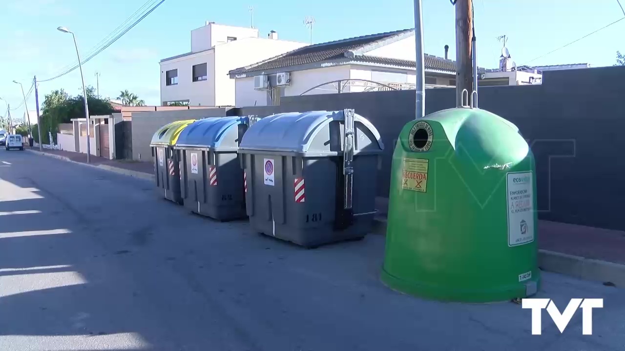 Imagen de El ejecutivo local edita folletos donde detalla las futuras ubicaciones de los nuevos contenedores