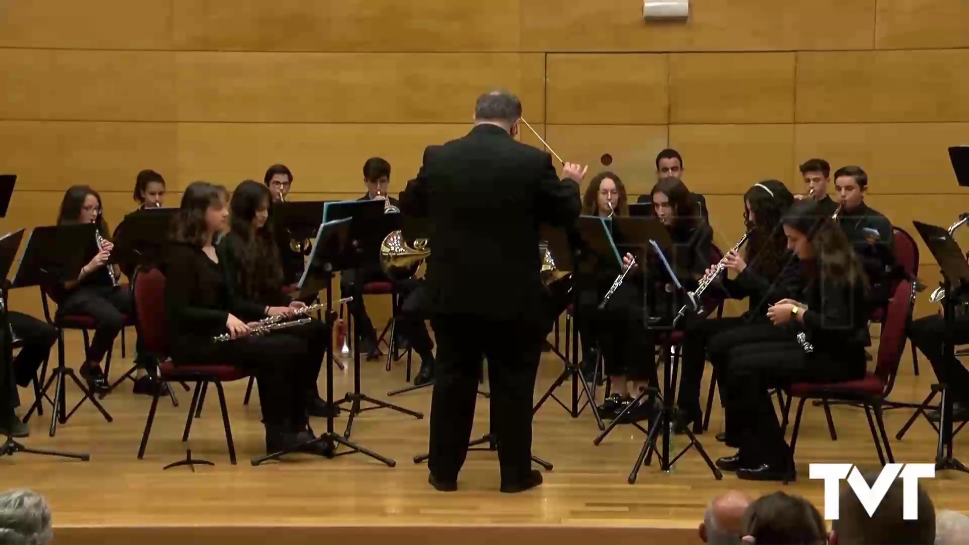 Imagen de La música inunda Torrevieja con los más jóvenes de los Salerosos y de la orquesta sinfónica