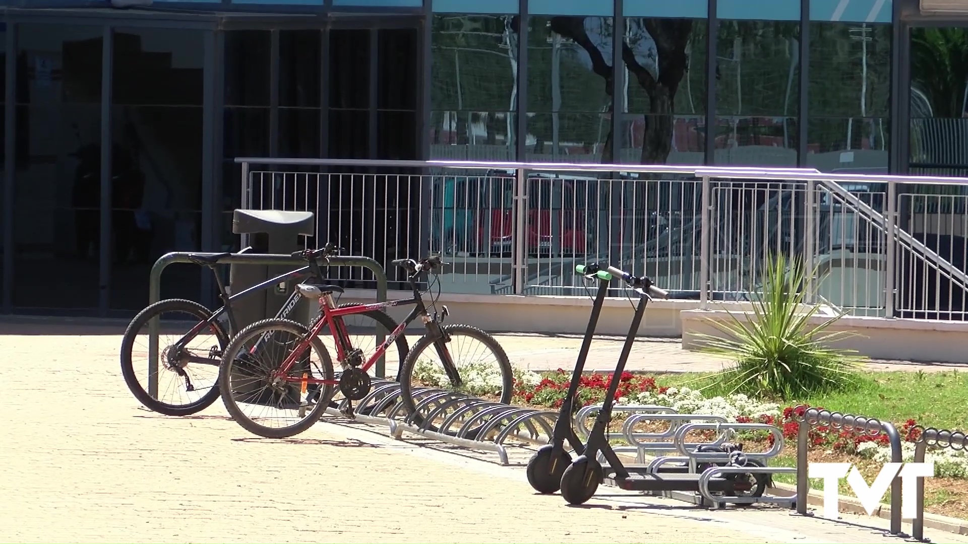 Imagen de Cámaras de videovigilancia en la zona deportiva para evitar hurtos de patinetes eléctricos y bicis