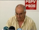 Imagen de El Concejal Antonio Torres Denuncia El Mal Estado De La Curva Del Palangre Y Calles Próximas