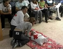 Imagen de La Generalitat Homologará Los Cursos De Primeros Auxilios Y Socorrismo Acuático De Cruz Roja