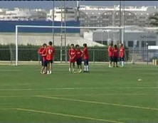 Imagen de Torrevieja Acoge Un Año Más El Campus De Futbol De Tecnificación