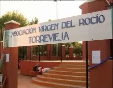 Imagen de La Asociacion Virgen Del Rocio Abre A Los Torrevejenses Las Puertas De La Ermita