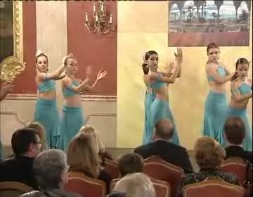 Imagen de La Escuela De Danza Maria Del Angel Actuo En Las Xxxi Fiestas De Invierno Del Casino