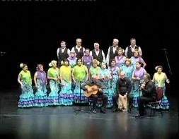 Imagen de La Asociacion Cultural Andaluza Presentó A Sus Reinas En Una Gala Musical