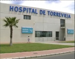 Imagen de El Hospital De Torrevieja Presenta Su Comité De Bioética Asistencial