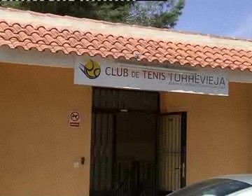 Imagen de El Equipo Alevín Del Club De Tenis Torrevieja Asciende A Primera División En El Campeonto Cv Tenis
