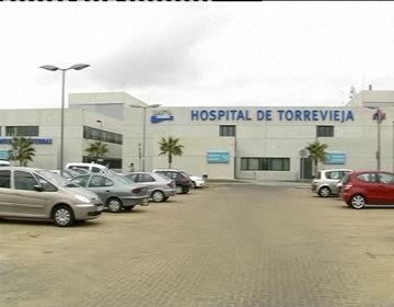 Imagen de La Navidad llega al área de pediatría del Hospital de Torrevieja Dr. Manuel García Gea
