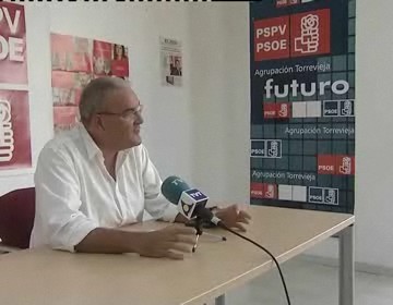 Imagen de Ángel Saéz anuncia que volverá a concurrir a la Secretaria General del PSOE torrevejense