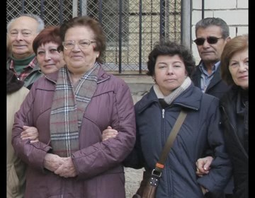 Imagen de El alcalde inicia en Alicante su compromiso de visitar las hermandades de torrevejenses ausentes