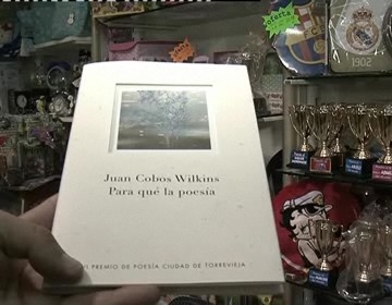 Imagen de Ya está a la venta el poemario ganador del XVI Certamen de Poesía Ciudad de Torrevieja