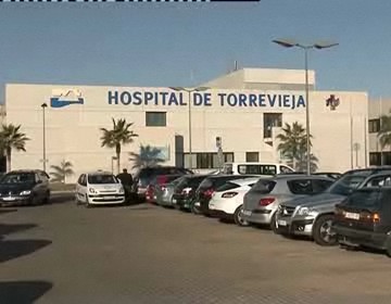 Imagen de Oftalmología del Hospital de Torrevieja participa en una jornada de cirugía en directo en La Paz