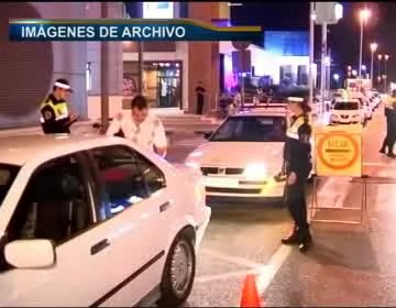 Imagen de Policia local lleva a cabo nuevos controles de tráfico y alcoholemia en Torrevieja