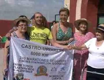 Imagen de El atleta solidario llega a Torrevieja tras recorrer 4000 km por España