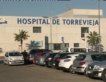 Imagen de El Hospital de Torrevieja imparte recomendaciones dietéticas para pacientes oncológicos