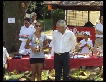 Imagen de Doblete de Eva Guerrero en Francia, campeona del torneo de tenis sub’13
