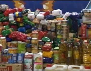 Imagen de Costa Azul consigue reunir 450 kg de alimentos para Cruz Roja