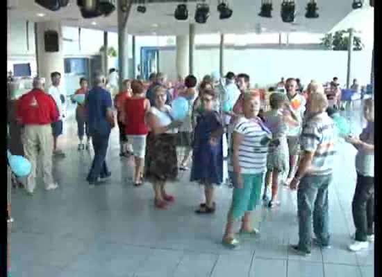 Imagen de Más de medio centenar de jubilados participaron en una Gymkana de Juegos en el C. M. de Ocio