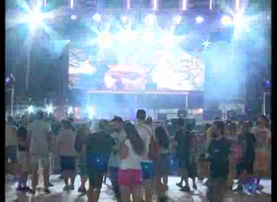 Imagen de La música electrónica reúne a 8.000 personas en el festival Electromar 2014