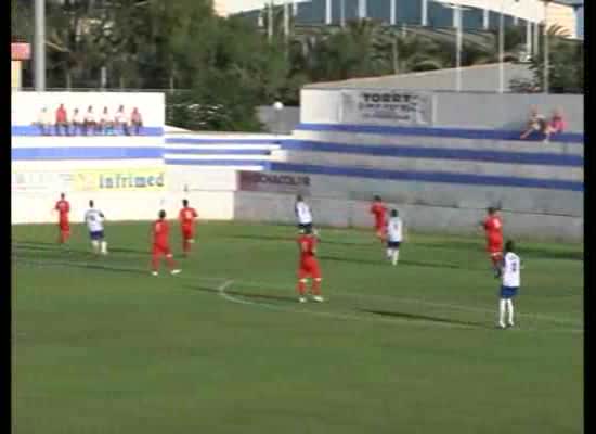 Imagen de El CD Torrevieja se impone por 1-0 frente al At. Saguntino en el arranque liguero