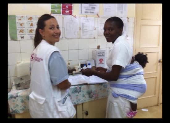 Imagen de Viaje solidario de una enfermera y odontóloga del Hospital Dr. Manuel García Gea de Torrevieja