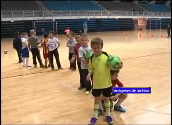 Imagen de El FS Torrevieja organiza la II Mini Liga de Futbol Sala entre colegios