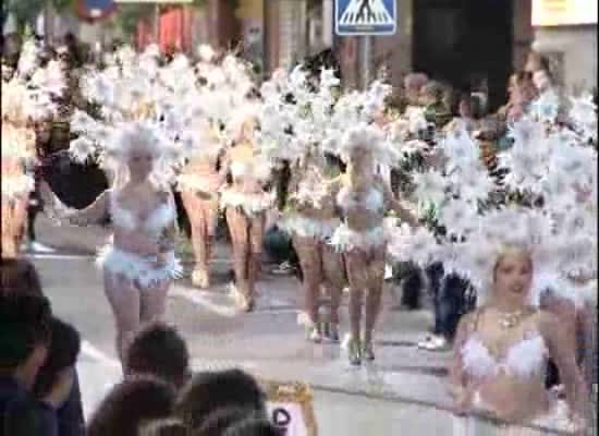 Imagen de El Carnaval 2015 clausura con el desfile nocturno