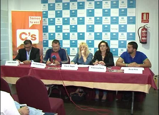 Imagen de PSOE y LV no están dispuestos a conceder la alcaldía a Ciudadanos en Torrevieja