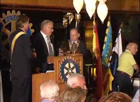 Imagen de El Rotary Club Torrevieja celebró su cena anual de traspaso de poderes