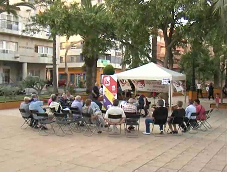 Imagen de IU celebra asamblea popular abierta en la Plaza de la Constitución