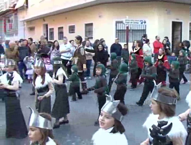 Imagen de La Charamita abrió el 6º Desfile Infantil Fiesta Patronales en honor la la 