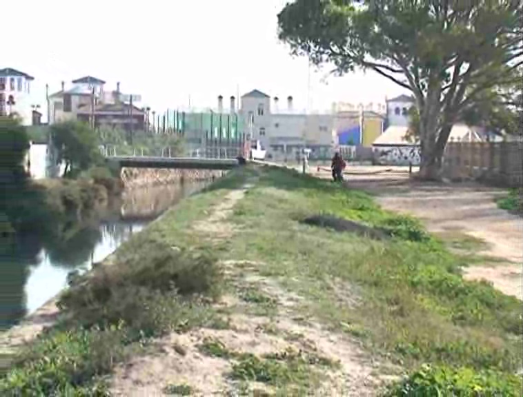 Imagen de Costas autoriza los paseos peatonales del Canal del Acequión