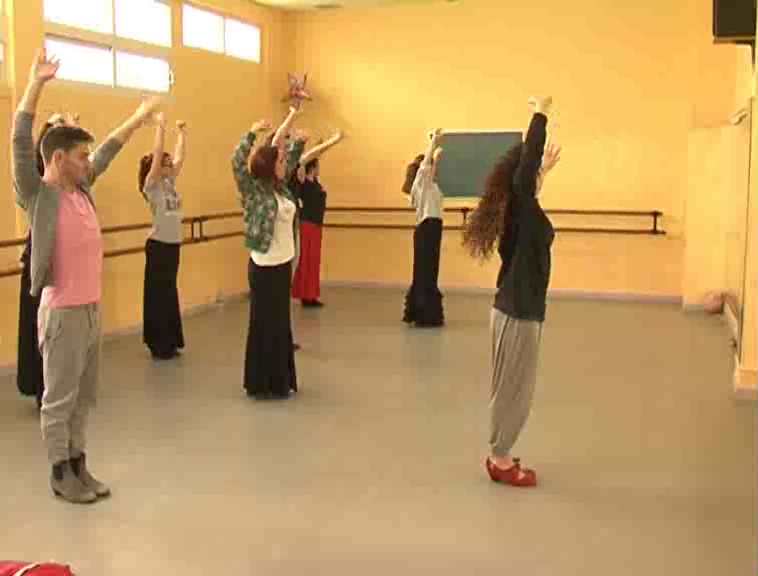 Imagen de La bailadora Rocío Garrido impartió una Master Class en el Centro de Danza Lola Morales