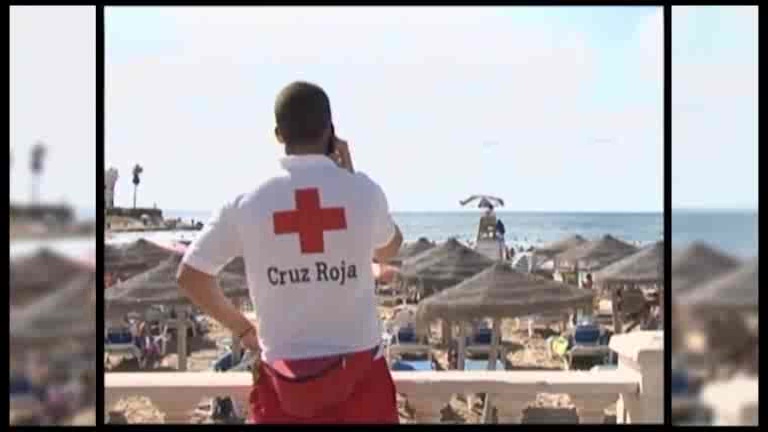 Imagen de Playas contacta con Cruz Roja para que se haga cargo del socorrismo de playas durante Semana Santa