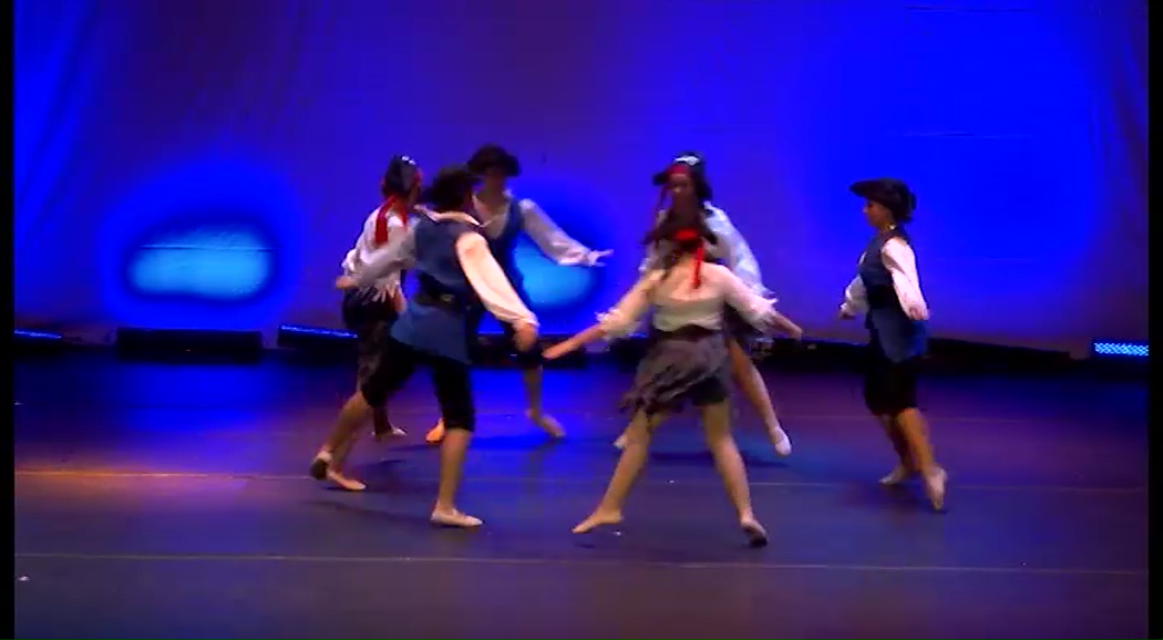 Imagen de La Escuela Municipal de Danza representó el espectáculo fin de curso Un sueño Oriental