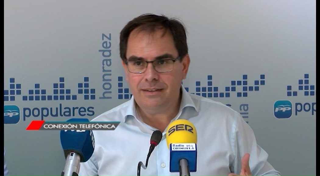 Imagen de El torrevejense Joaquín Albaladejo toma posesión como Diputado Nacional tras la fugaz XI legislatura