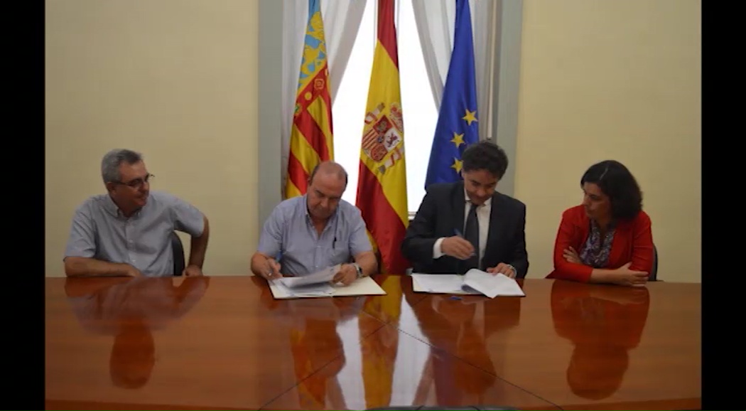 Imagen de AVT y Hostelería de Torrevieja firman convenio para la celebración de la I Feria Gastrovegabaja