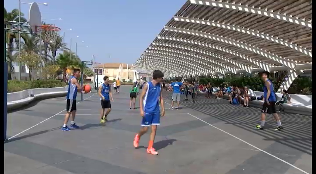 Imagen de Gran participación en el Torneo de Baloncesto 3X3 a beneficio de la Asociación Deporte Adaptado