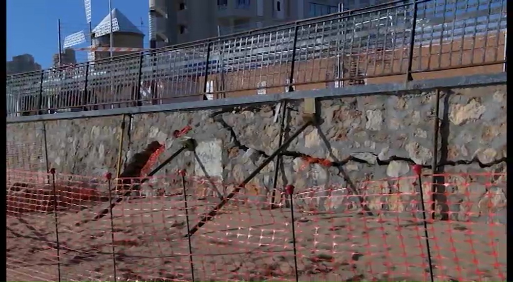 Imagen de Costas inicia los trabajos de reparación del muro de contención del Paseo de La Mata