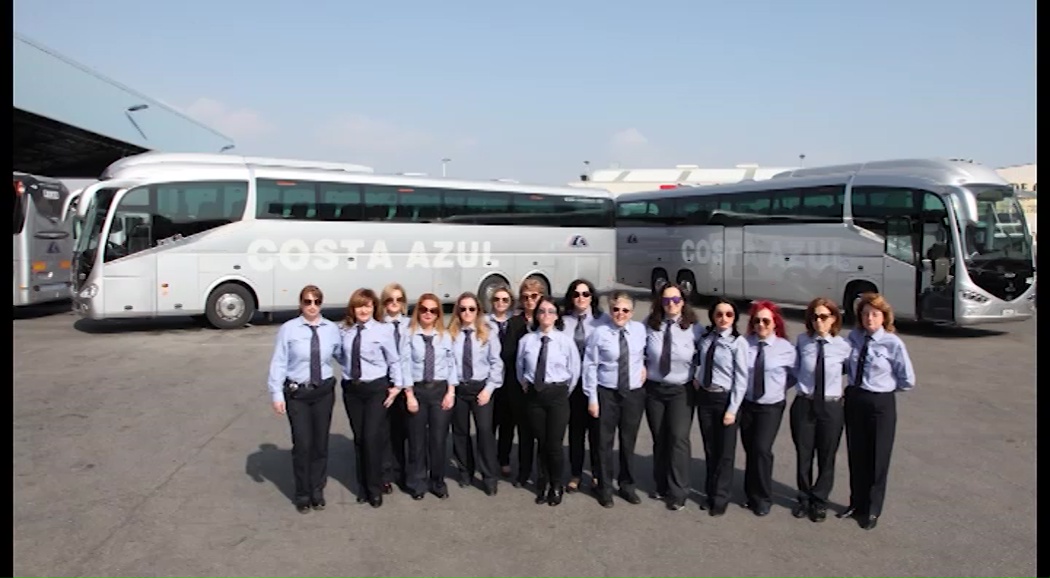 Imagen de Un grupo de autobuseras reivindica el papel de su profesión por el Día de la Mujer