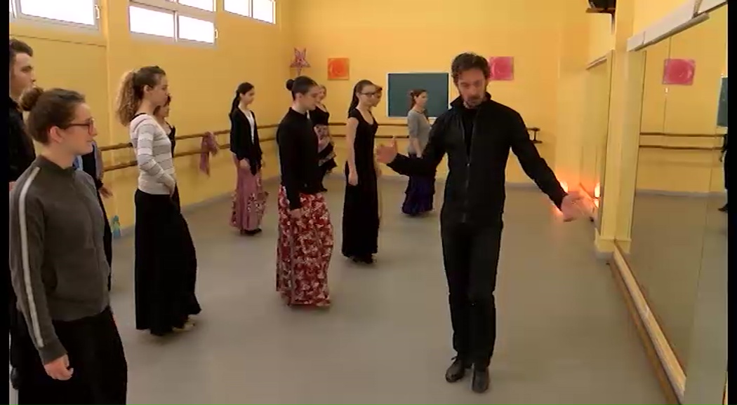 Imagen de El flamenco llega a Torrevieja de la mano del bailaor internacional Víctor Bravo